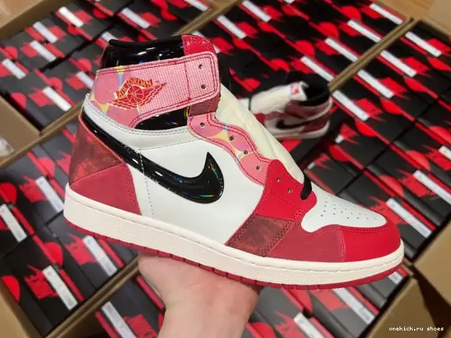 Rep DV1748-601 HIGH THE SPIDER-MAN ACROSS OG JORDAN 1 SPIDER-VERSE 0514